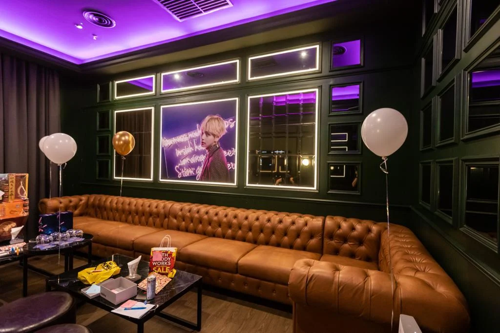 Nest13 Bar & Lounge